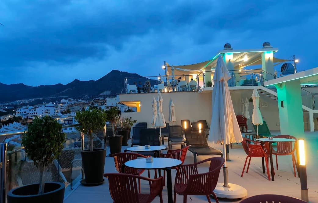 Sky Lounge Bar and Restaurant