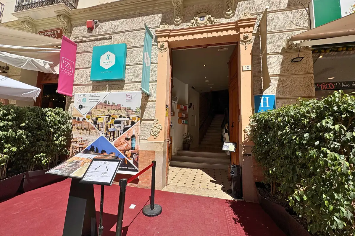 La Terraza de Alcazaba Rooftop Bar in Malaga