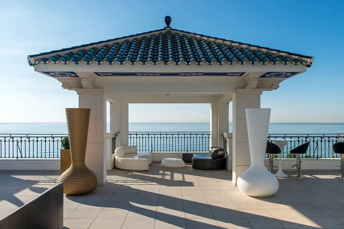 Media Luna Chill Out Terrace at the Gran Hotel Miramar - Image 1